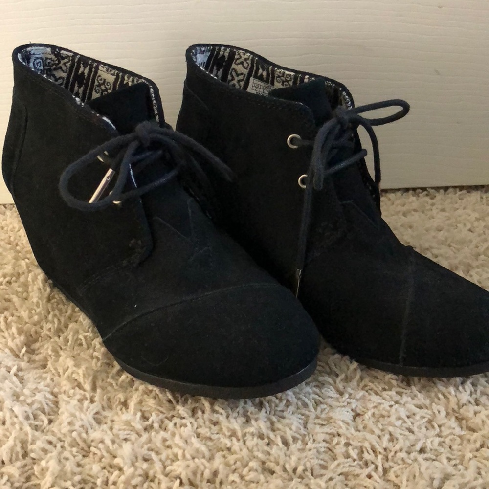 Toms Heels